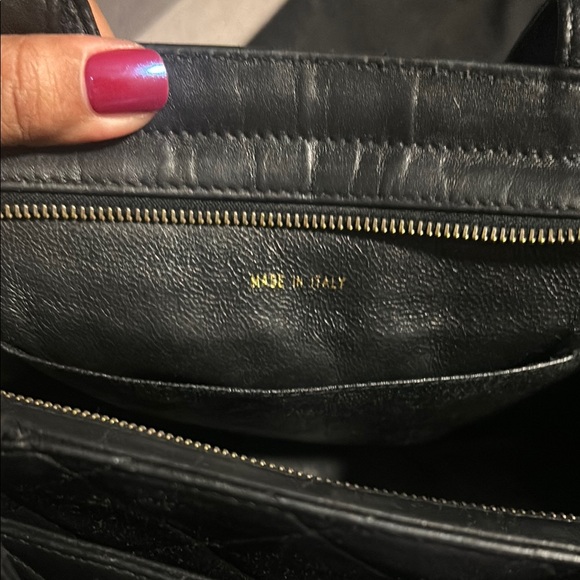 CHANEL Matelasse Black Leather 24K hardware - Picture 14 of 17